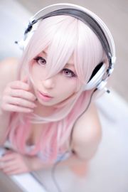 Usagi "Sonicomi" Super Sonico [Rabbit hutch]