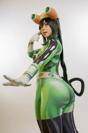 [Zdjęcie gwiazdy internetowej COSER] Uy Uy - Froppy