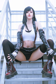 [Célébrité Internet COSER photo] Loli sexy japonaise Byoru - Tifa