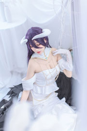 [Foto de COSER de una celebridad de Internet] Zhou Ji es un lindo conejito - Albedo