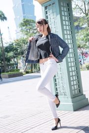 [ความงามดาราสุทธิไต้หวัน] Cai Yixin "Xinyi District Surroundings" Denim + Tights